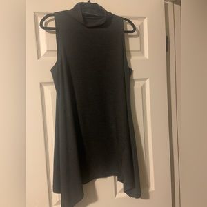 Beautiful jersey aysymetrical hem top